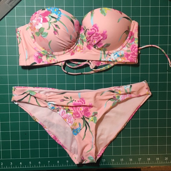 NWOT Betsey Johnson Swim strapless bikini set - Picture 9 of 9